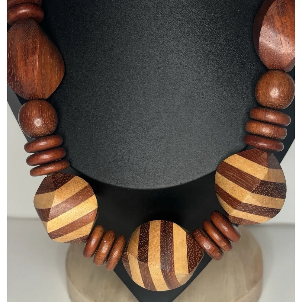 Vintage 1970s Wood Bead Necklace 24